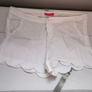 Lilly Pulitzer White Buttercup shorts